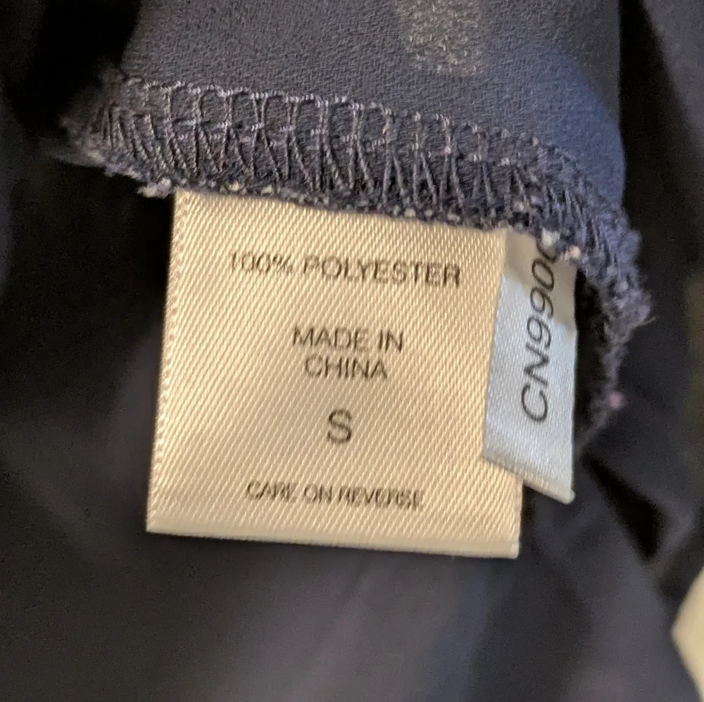 Soho Blue Tank Top with High Neckline and Sleeveless Design - Picture 5 of 5